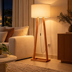 Luminária de Chão em Madeira com Cúpula Off White – Brivar Decor